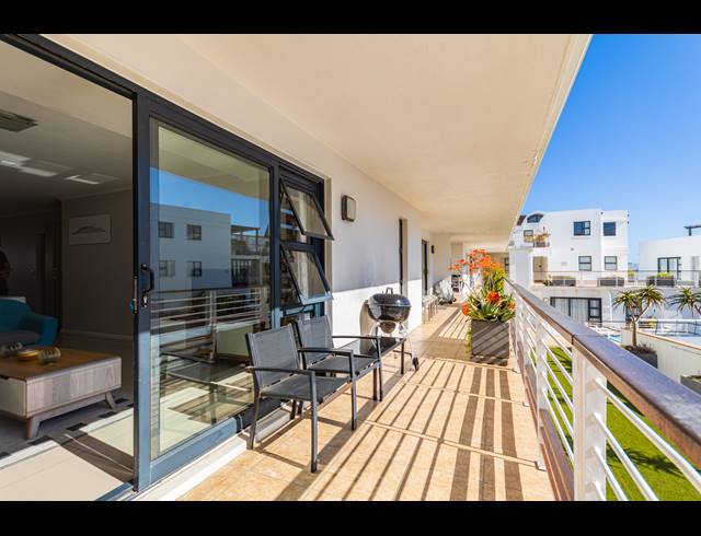 2 BEDROOM APARTMENT FOR SALE IN BIG BAY